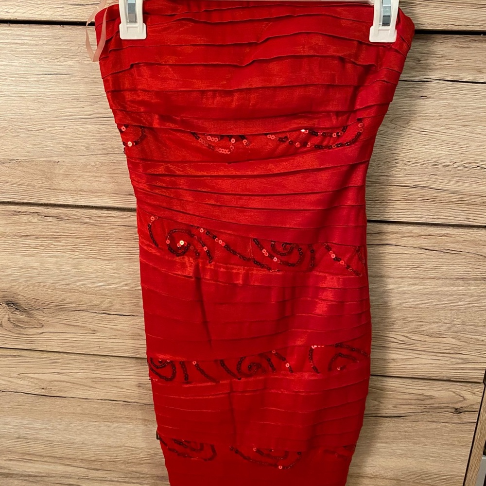 Women’s dress